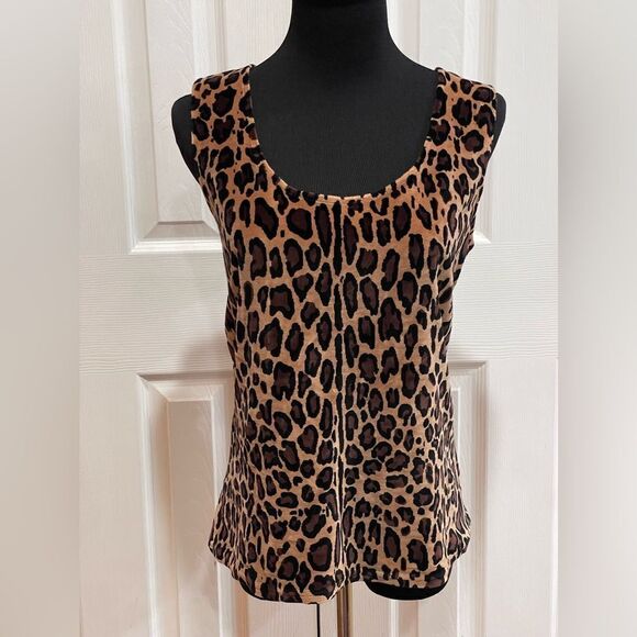 St. John Leopard Print Sleeveless Knit Top - Size M - Picture 1 of 4